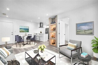 5414 Newcastle Ave, Unit 10 in Los Angeles, CA - Building Photo - Building Photo