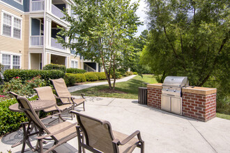 Pillars at Great Bridge in Chesapeake, VA - Building Photo - Building Photo