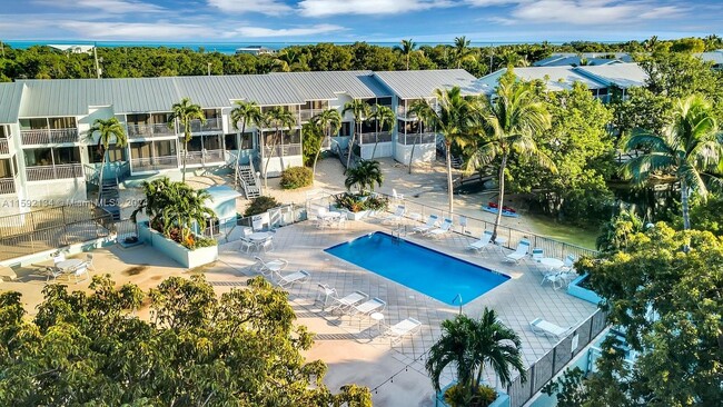 1500 Ocean Bay Dr in Key Largo, FL - Building Photo - Building Photo