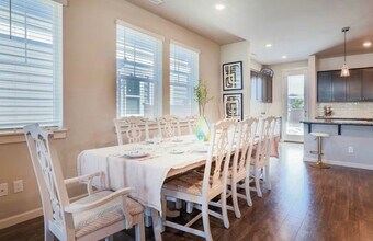 3932 SE 69th Ave in Hillsboro, OR - Building Photo - Building Photo