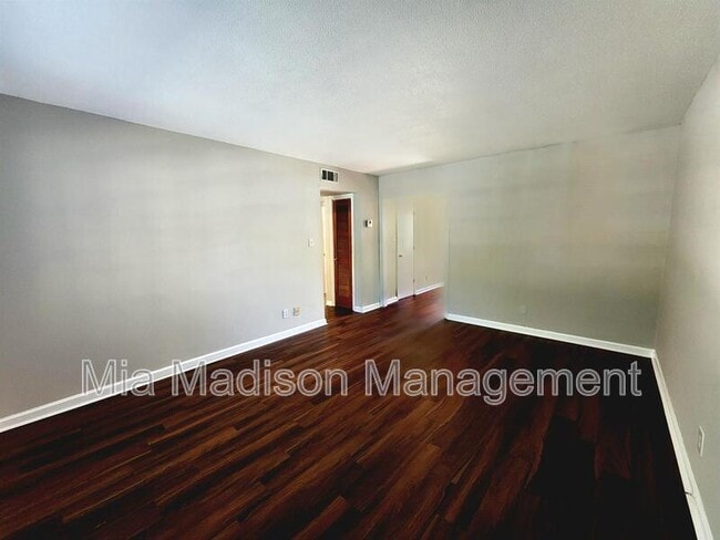 4407 Caroline Dr in Savannah, GA - Building Photo - Building Photo