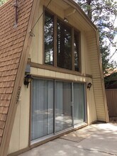 2037 Fox Ln in Big Bear, CA - Building Photo - Building Photo