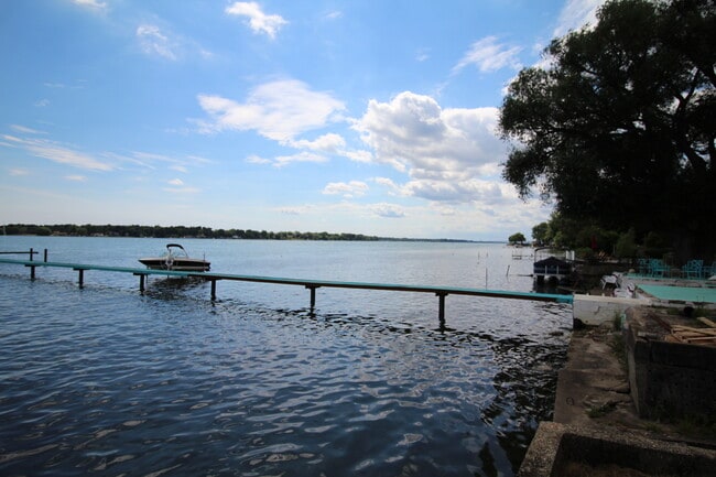 2168 River Rd in Niagara Falls, NY - Building Photo - Building Photo