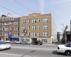 828 W. Fullerton in Chicago, IL - Building Photo - Building Photo