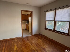 328 W Hayes St in Davenport, IA - Building Photo - Building Photo