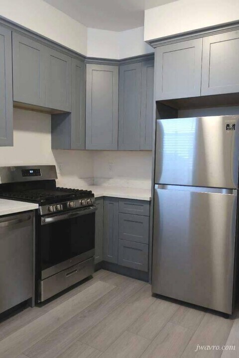 598 12th Ave in San Francisco, CA - Building Photo