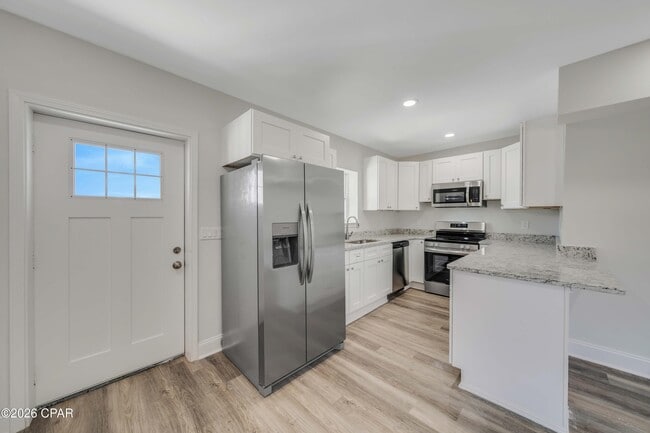 3904 Ocean View Dr in Panama City, FL - Building Photo - Building Photo