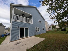 Room in House on Stone Mountain Dr in Gastonia, NC - Building Photo - Building Photo