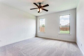 2617 Glasgow Wy in Denton, TX - Building Photo - Building Photo