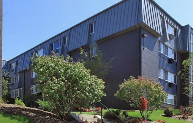 The Highlands Apartments