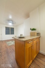 242 Ka?iulani Ave-Unit -02 in Honolulu, HI - Building Photo - Building Photo