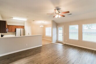 713 Cedar Cove Dr in Princeton, TX - Building Photo - Building Photo