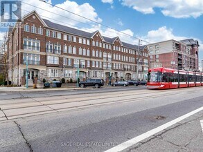 3531 Lake Shore Blvd W in Toronto, ON - Building Photo - Building Photo