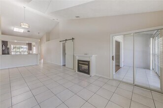 134 Sun Isle Cir in Treasure Island, FL - Building Photo - Building Photo