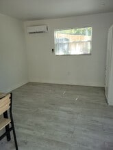 4500 SW 62nd Ave, Unit CORAL LAKE in Miami, FL - Building Photo - Building Photo