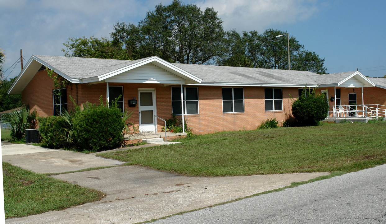 1017-1019 S 11th St in Fernandina Beach, FL - Building Photo