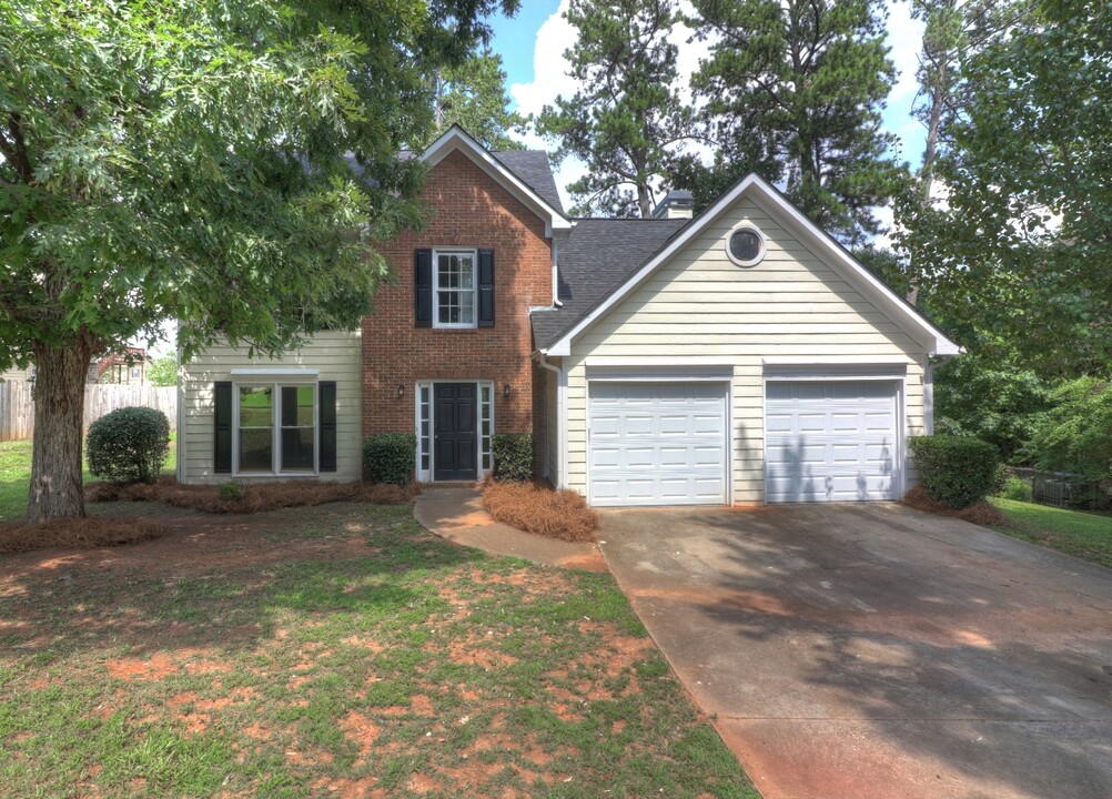 3461 Rock Creek Dr in Rex, GA - Building Photo