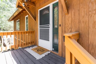 1069 Berne Dr in Crestline, CA - Building Photo - Building Photo