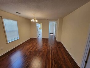 320 Twin Eagles Dr in Columbia, SC - Building Photo - Building Photo