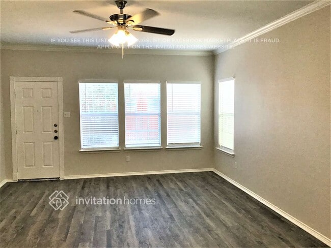 6235 Cupertino Trail in Dallas, TX - Foto de edificio - Building Photo