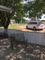 58700 County Road FF in Holyoke, CO - Building Photo