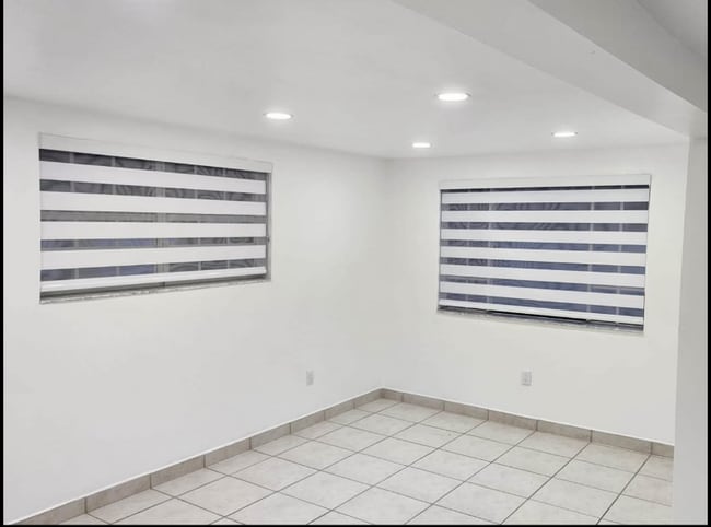 6550 SW 53rd Terrace in Miami, FL - Building Photo - Building Photo