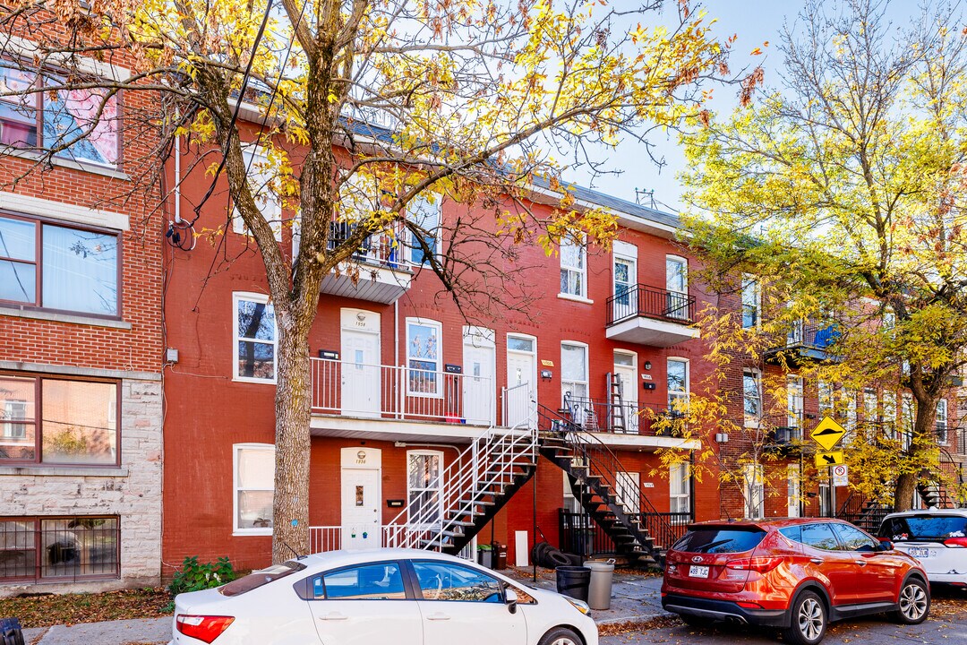 1966 Le Caron Rue in Montréal, QC - Building Photo