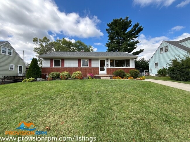 1832 Ridgewick Rd
