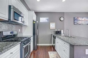 4087 E Hamilton Paseo in Ontario, CA - Building Photo