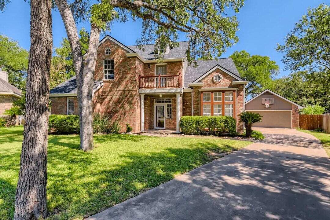 12200 Sheriff Ct in Austin, TX - Building Photo