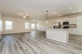 1516 Big Bud Ln in Locust Grove, GA - Building Photo - Building Photo