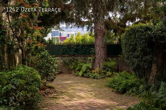 1242 Ozeta Terrace in Los Angeles, CA - Building Photo - Building Photo