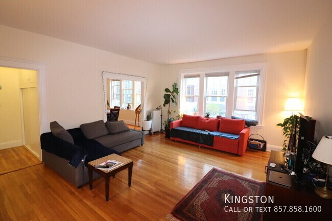 property at 38A St Paul St