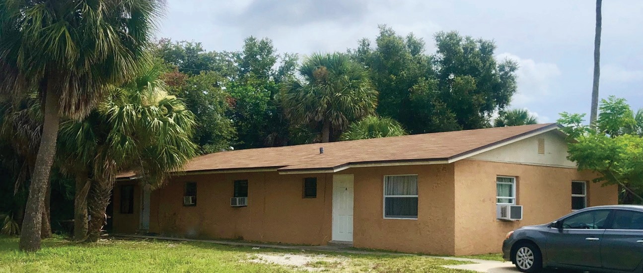 356 Lucan Ln in Cocoa, FL - Building Photo