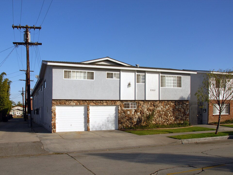 East Fifth Street Apartments in Long Beach, CA - Building Photo