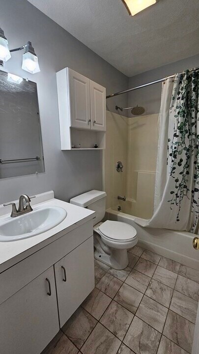 73 River St, Unit 3B in Cambridge, MA - Building Photo