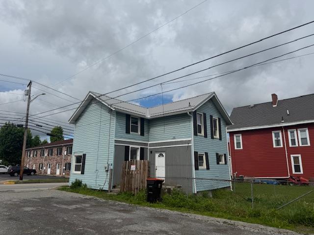 property at 406 Ligonier St