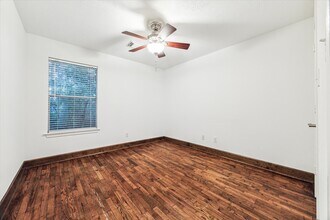 227 Blushwood Pl in Spring, TX - Building Photo - Building Photo