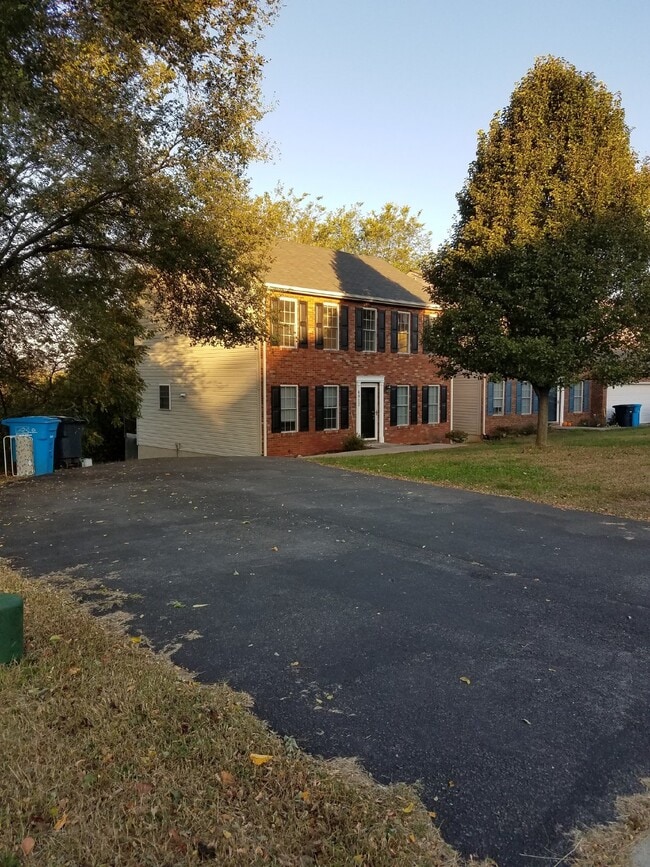 4812 Nelms Ln NE in Roanoke, VA - Building Photo - Building Photo