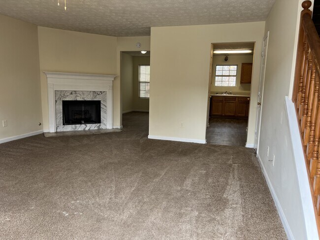 5720 Windfall Ln in Lithonia, GA - Building Photo - Building Photo