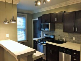 6329-6331 Bartlett St in Pittsburgh, PA - Building Photo