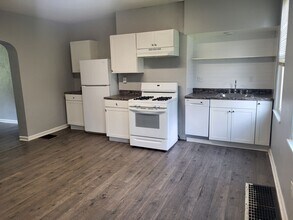 141 Linnview Ave in Pittsburgh, PA - Building Photo - Building Photo