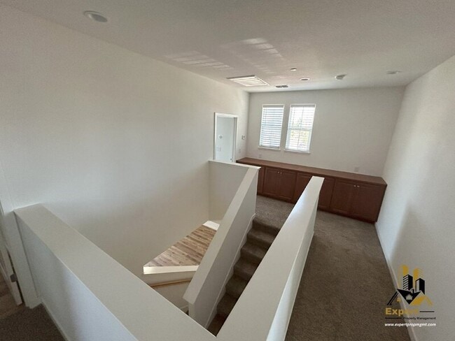 2342 Endeavor Way in Sacramento, CA - Building Photo - Building Photo