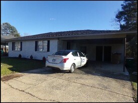 5319 Southboro Ct in Little Rock, AR - Building Photo