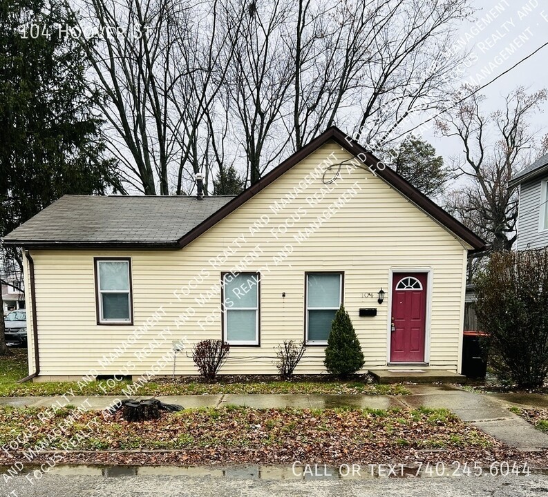 104 Hoover St in Newark, OH - Building Photo