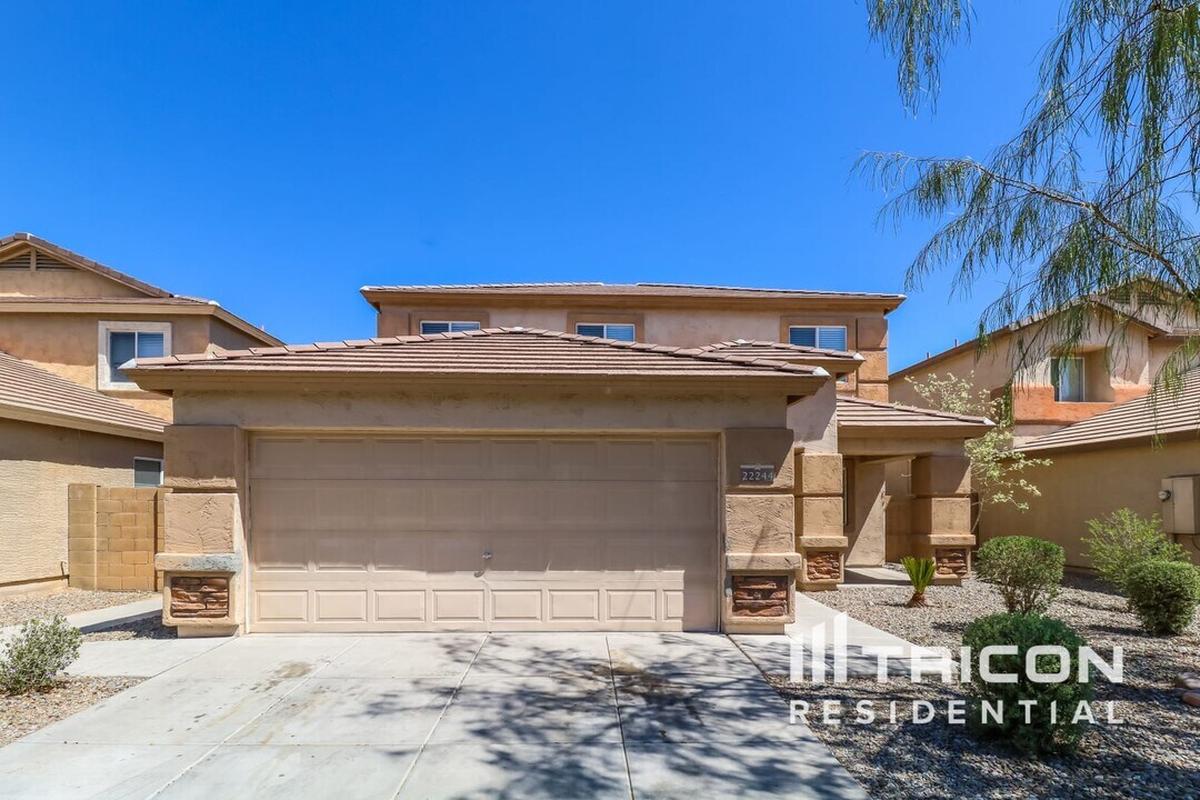 22244 W Sonora St in Buckeye, AZ - Building Photo