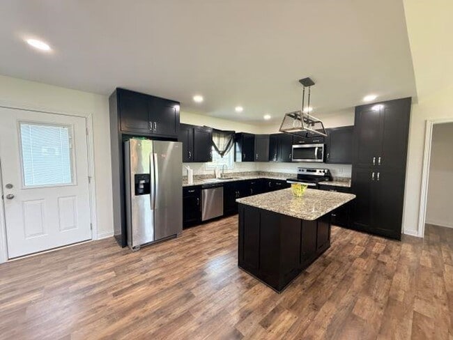 900 Howser Rd in Smiths Grove, KY - Building Photo - Building Photo