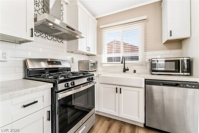 4218 Fulton Pl in Las Vegas, NV - Building Photo - Building Photo