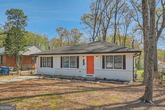 property at 1746 Hadlock St SW