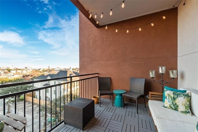 1010 Rosine St in Houston, TX - Building Photo - Building Photo